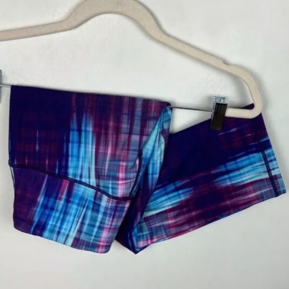 Gymshark Harlequin Capri Leggings Purple Tie Dye M - Picture 5 of 7